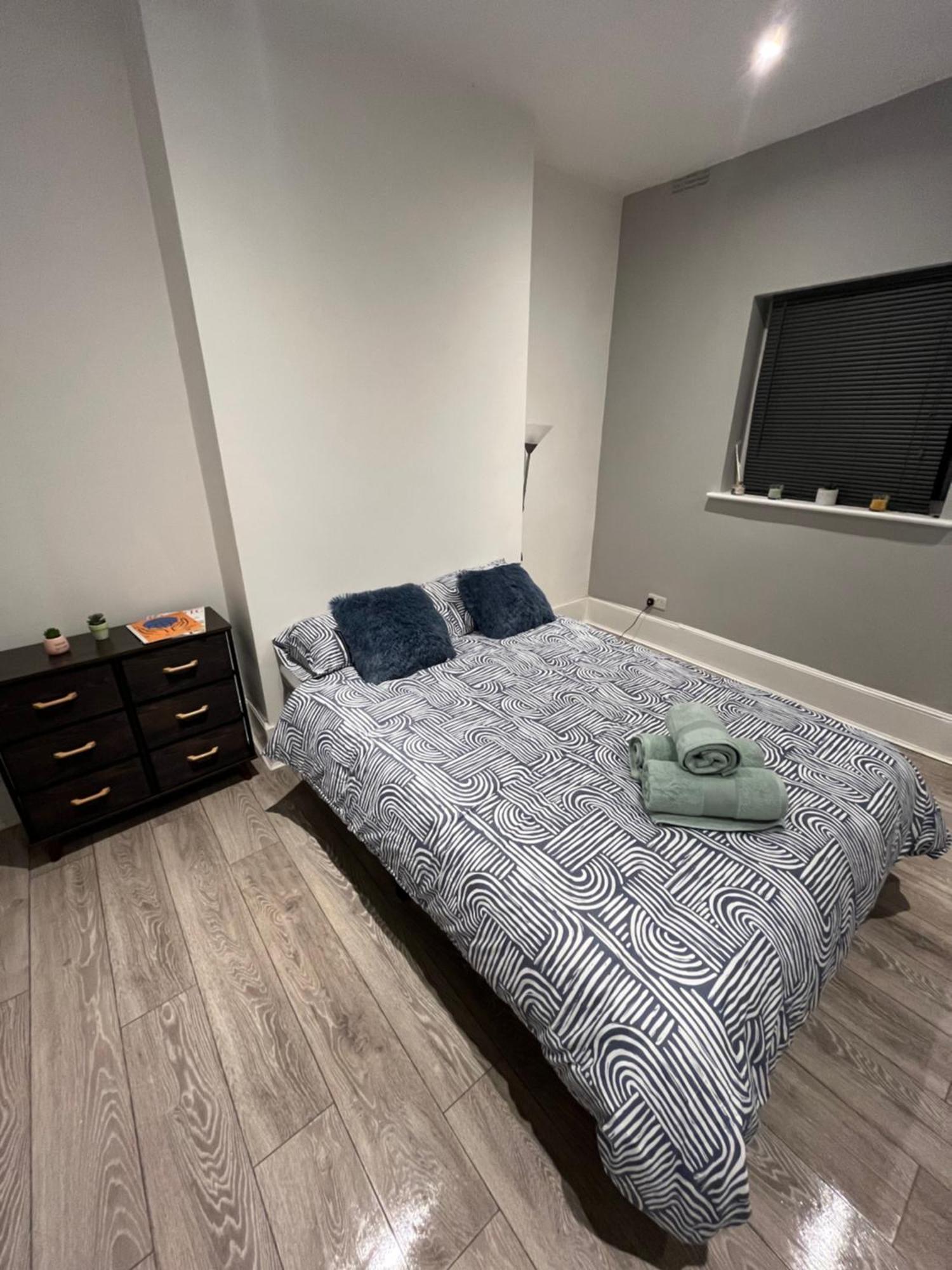 Super Central 2 Bed Flat Londra Exterior foto