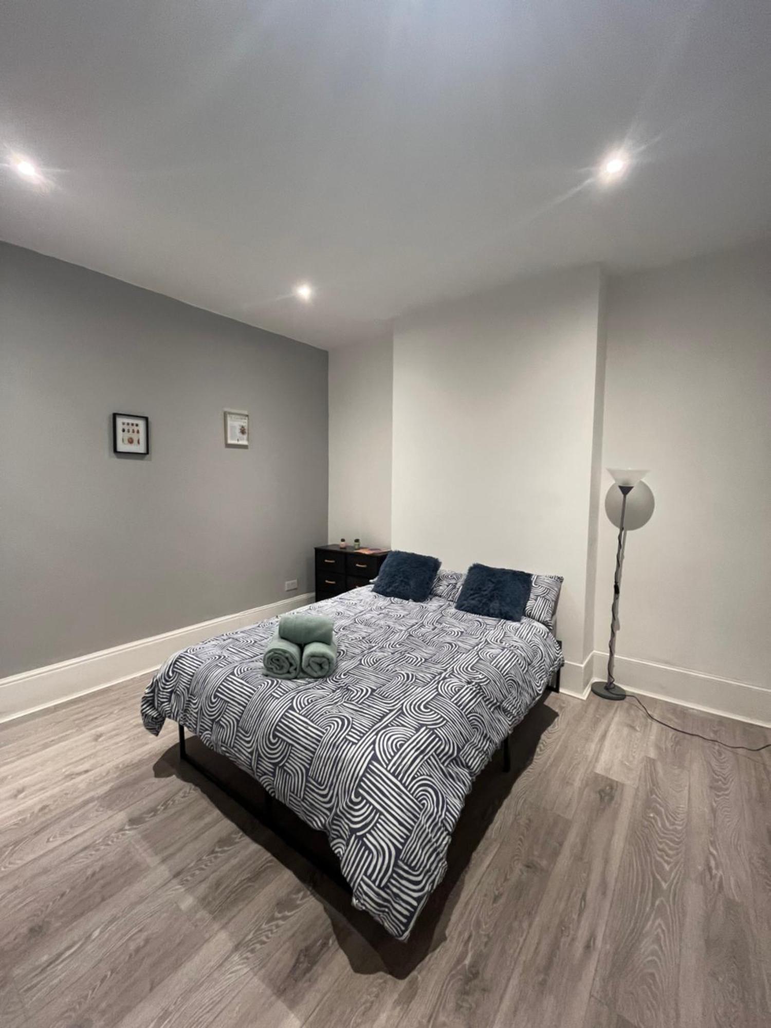 Super Central 2 Bed Flat Londra Exterior foto